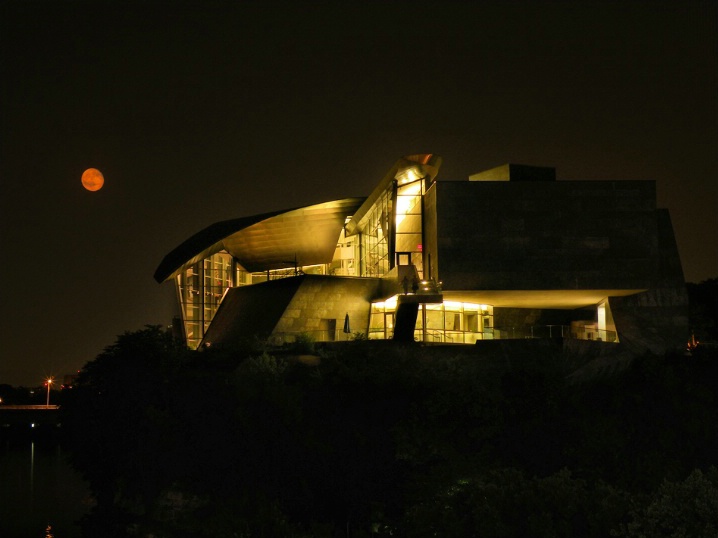 Art Museum at night with Moon