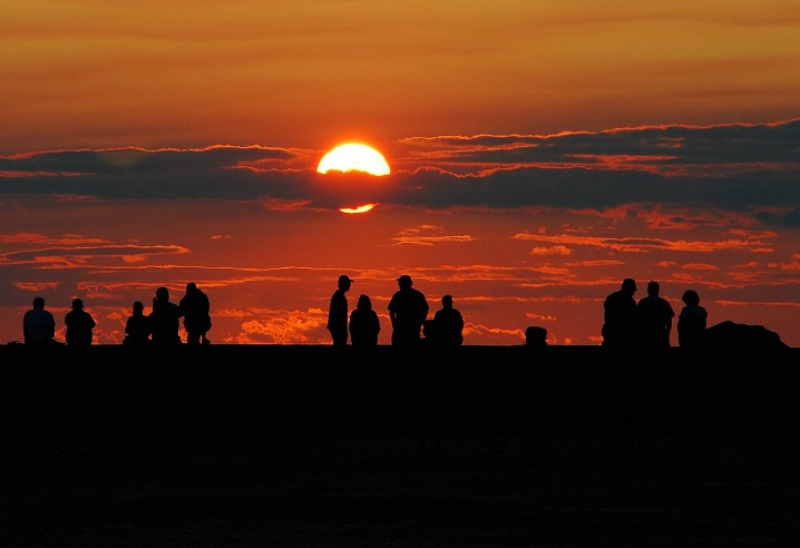 Saturday night Silhouettes