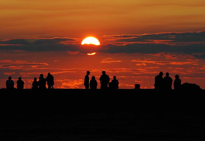 Saturday night Silhouettes