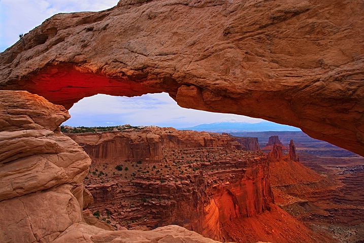Mesa Arch - Canyonland National Park, UT - ID: 6690919 © Donald R. Curry