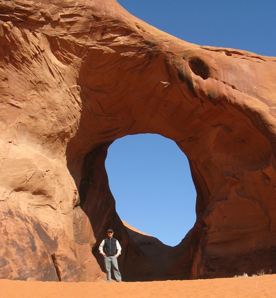 Ear of the Wind, Monument Valley - ID: 6729808 © Karen J. Glenn