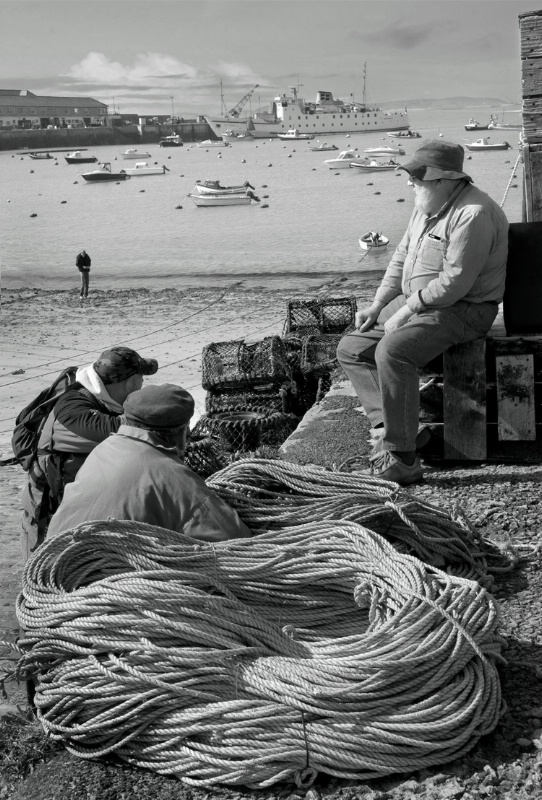 Fisherman's Yarn in Monotone