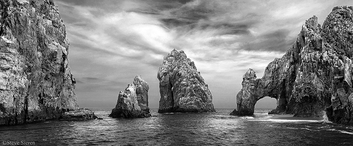 Lover's Arch Pano B&W
