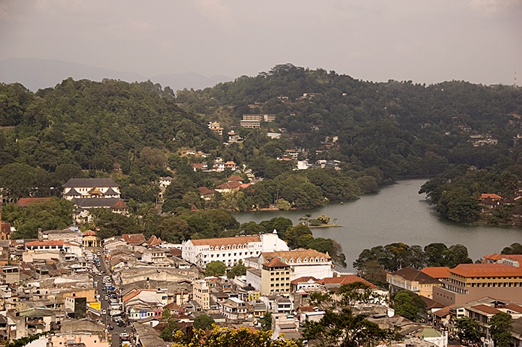 Kandy - ID: 7464786 © Mike Keppell