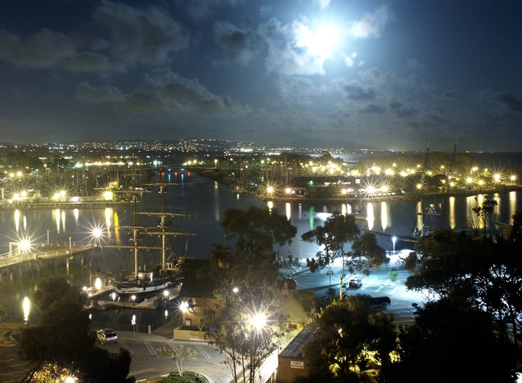 After - DP Harbor night "moonset" - ID: 7549547 © Daryl R. Lucarelli