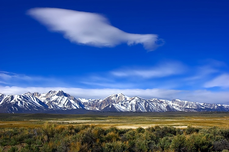 Sierra over the Owens River - ID: 7600145 © William G. Dunlalp