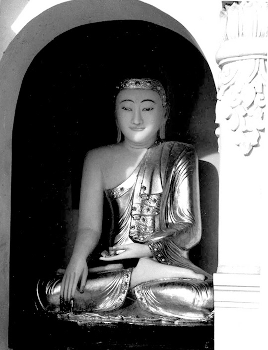 Wednesday Buddha, Shwedagon Playa - ID: 7805177 © Joan E. Bowers