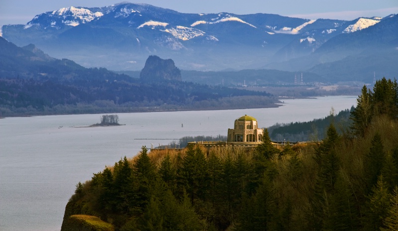 vista house in winter