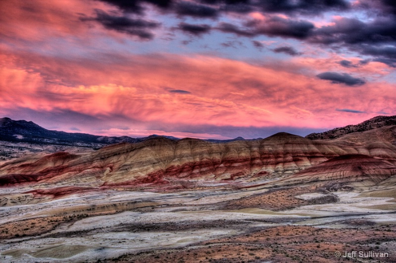 Sunset over the Painted Hills