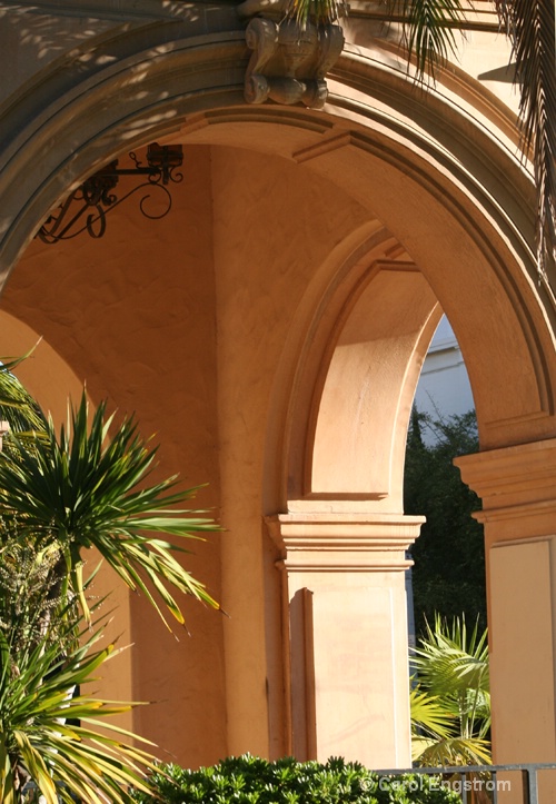 Archway - ID: 7994135 © Carol Engstrom