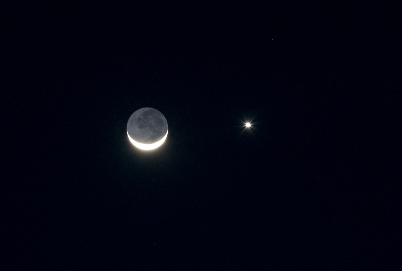 moon and venus 2/27.09