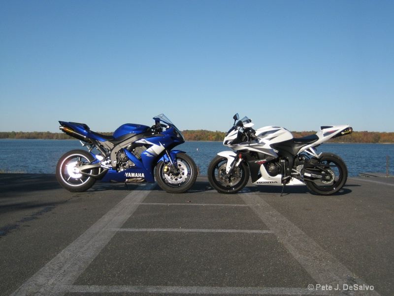 Yamaha R1 & Honda CBR600 RR
