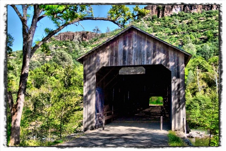 Honey Run Covered Bridge