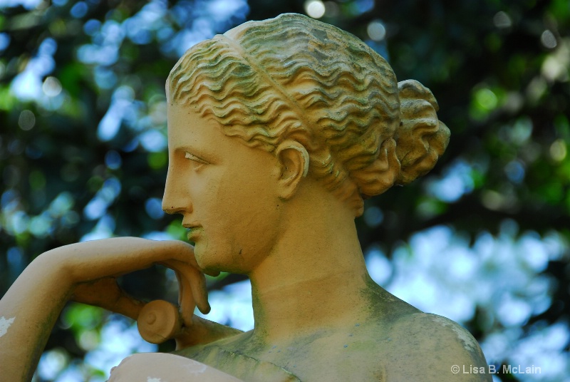 Sculpture at Tryon Palace