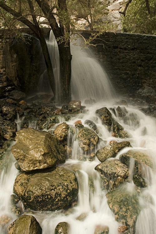 Tanoof Waterfalls