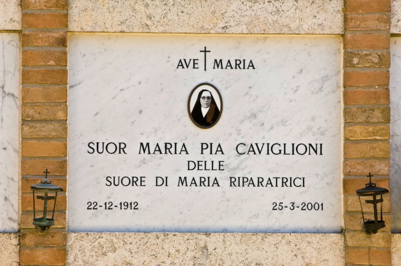 Grave Marker, Todi, Umbria - ID: 8233214 © Larry J. Citra