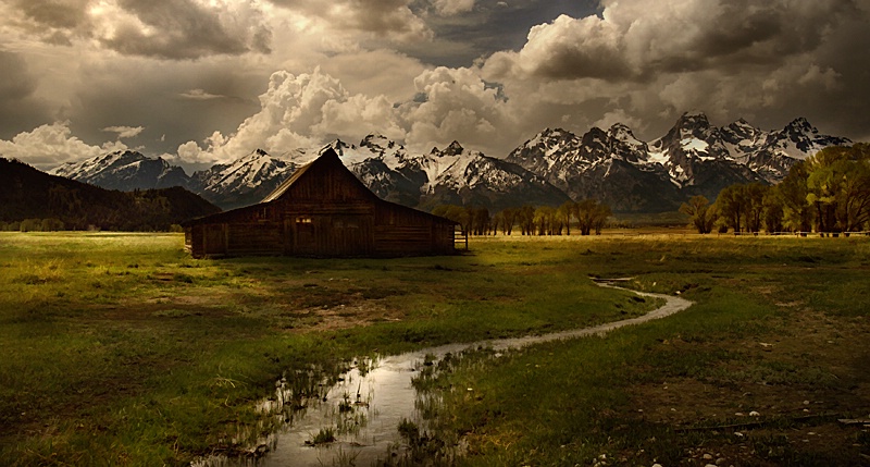 Teton Barn May 2009