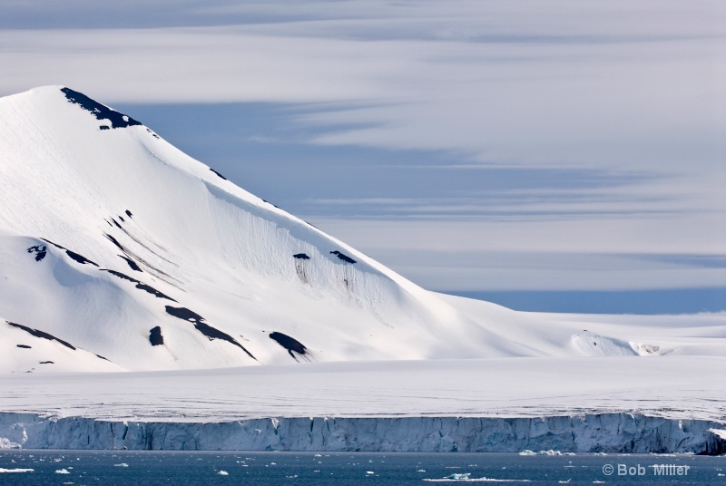 Arctic Morning - Svalbard Norway - ID: 8432310 © Bob Miller