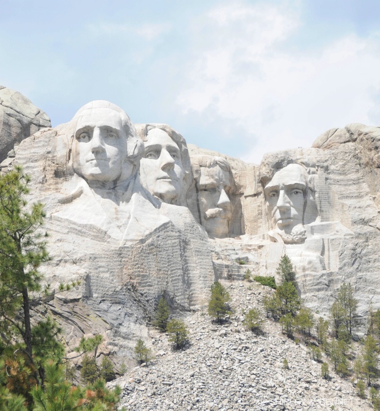 MOUNT RUSHMORE FACES VIEWED FROM AMPHITHEATER - ID: 8437665 © SHIRLEY MARGUERITE W. BENNETT