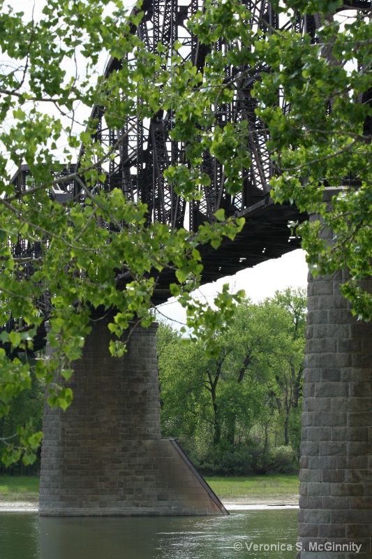 Old railroad bridge over the Missouri