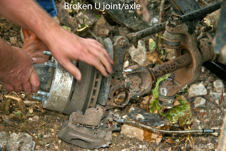 Broken U joint  - ID: 8508371 © Emile Abbott