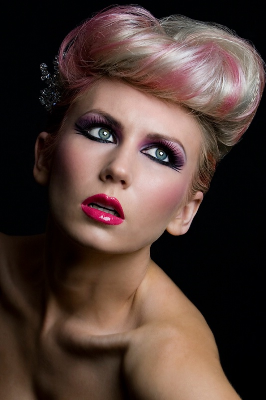 Makeup: Penny Antuar : Model: Ciara