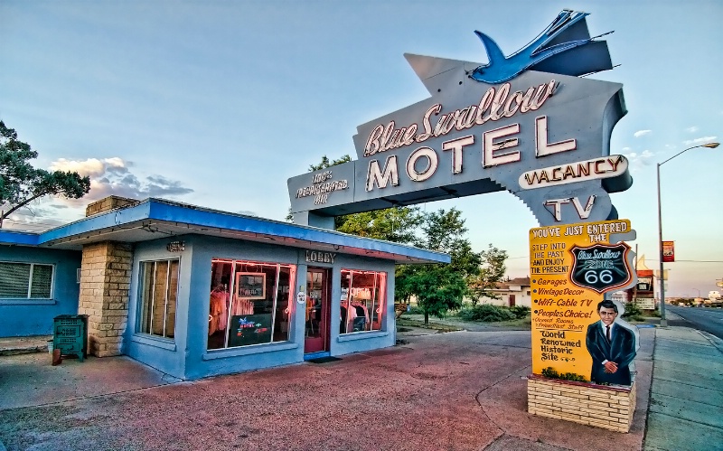 Blue Swallow Hotel - Route 66 (Tucumcari, NM)