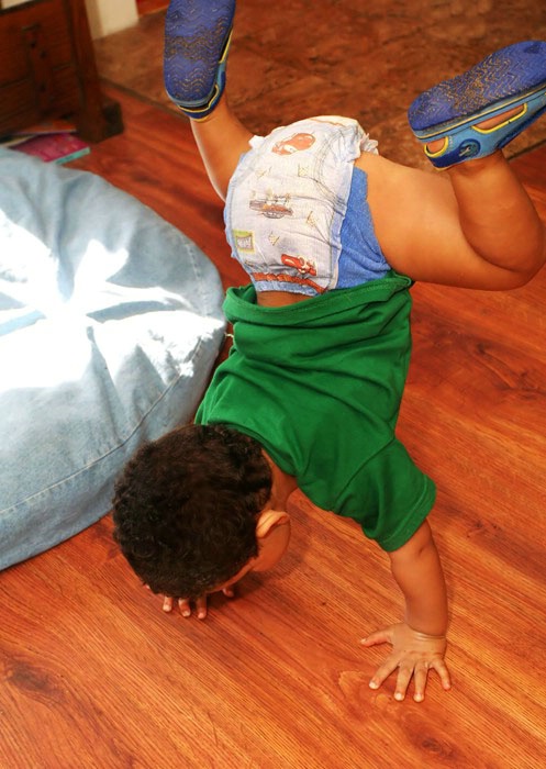 Handstand at 2 yrs old!!!!