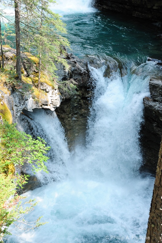 Water Fall  - Johnson Creek - Banff 