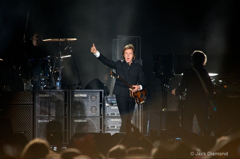 Paul McCartney Thumbs Up