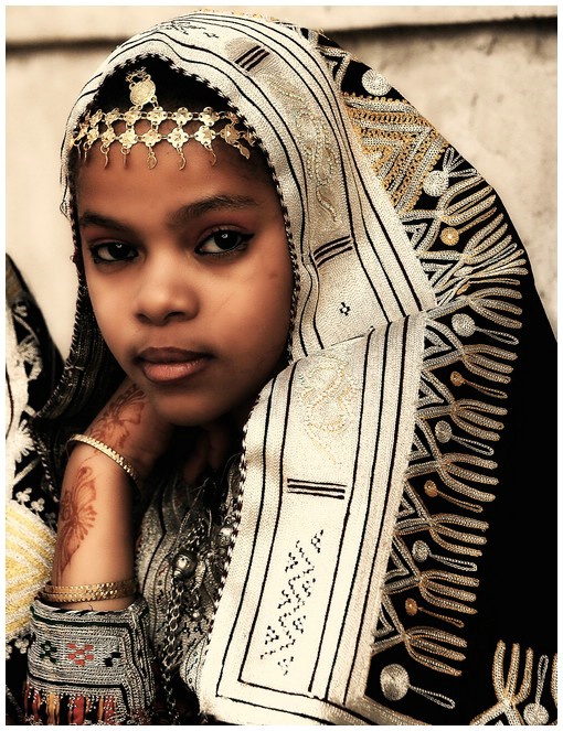 Omani Girl 