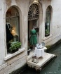 waterfront shoppi...