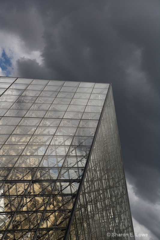 The Pyramid, Le Louvre, Paris