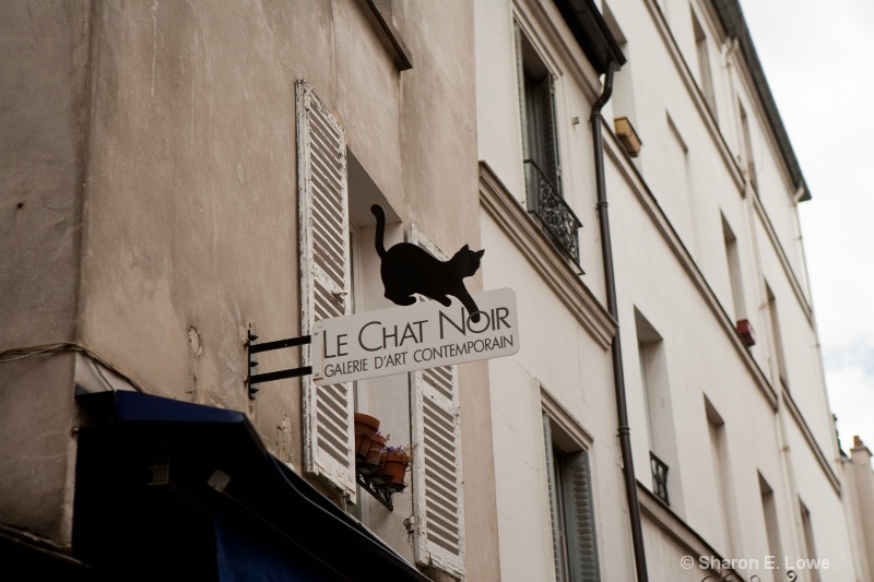 Cat sign, Montmarte, Paris - ID: 9033404 © Sharon E. Lowe