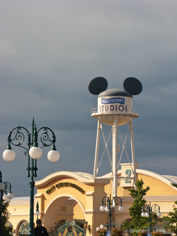 Hollywood Studios, Disneyland Paris - ID: 9043474 © Sharon E. Lowe