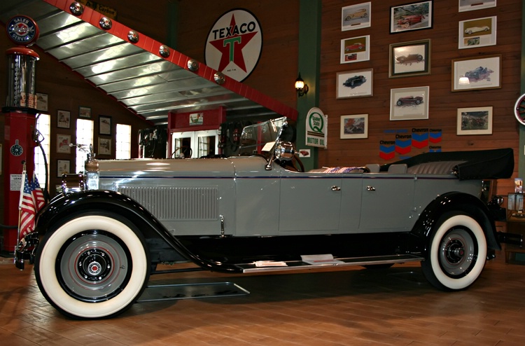 1925 Packard 7 Passenger Touring