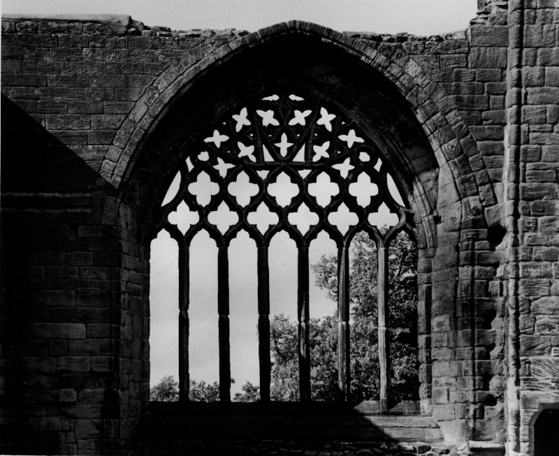 Elgin Cathedral Ruins - ID: 9160043 © Joan E. Bowers