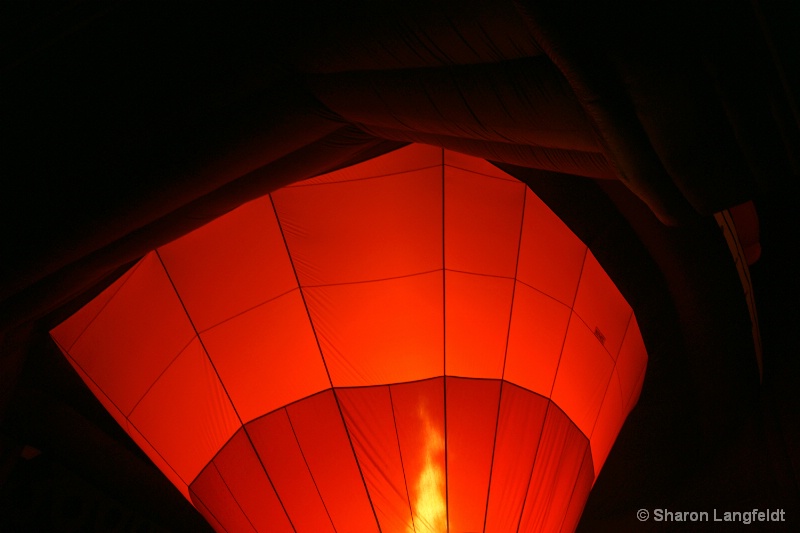 Capture the Glow - ID: 9239101 © Sharon L. Langfeldt