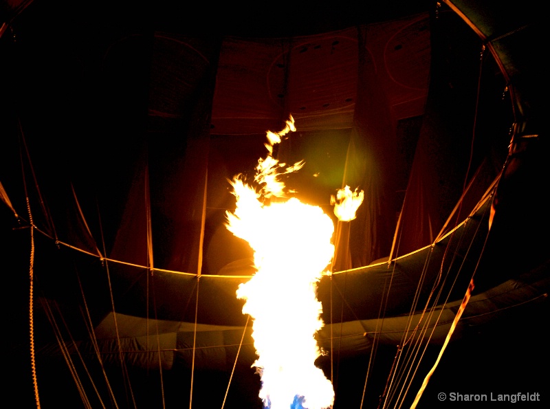 Lightening The Air - ID: 9239103 © Sharon L. Langfeldt