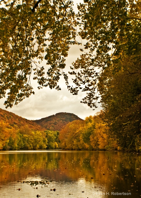 mountain on shenandoah 