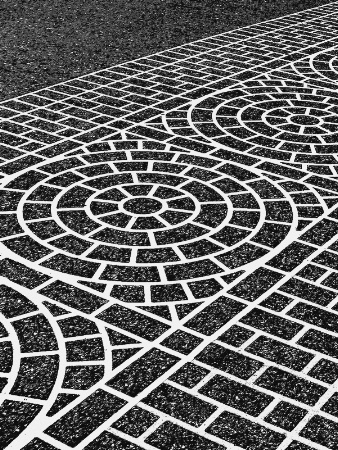 Pattern at Road Crossing 