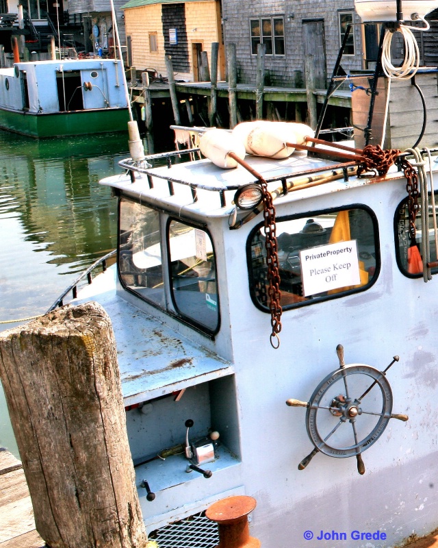 fishing boat - ID: 9343692 © John R. Grede