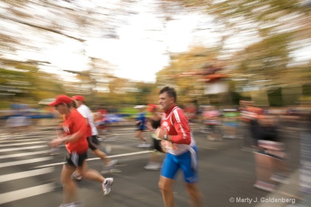 runner in motion 1