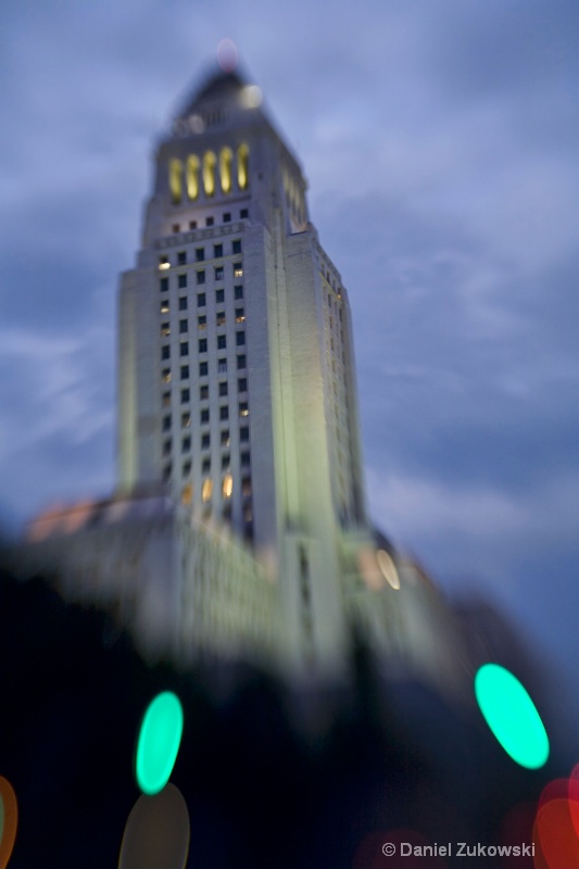 Los Angeles City Hall, Gloomy Night