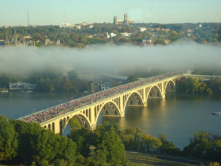 Marathoners on the Bridge 