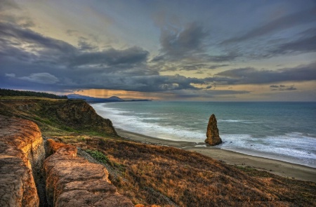 The Pinnacle from the Bluff