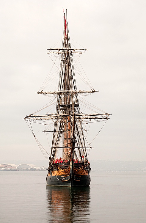 HMS Surprise, Leaving Port - ID: 9673983 © Mary-Ella Bowles