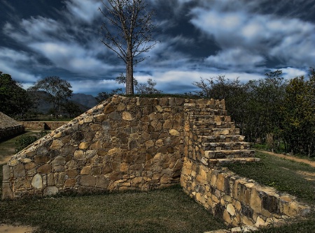 Ruins at Tehuacalco(march)