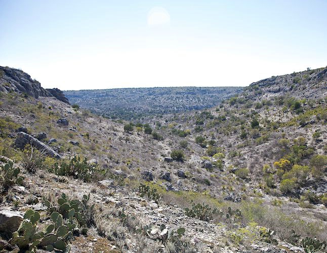 Dead Man Canyon - ID: 9931956 © Emile Abbott