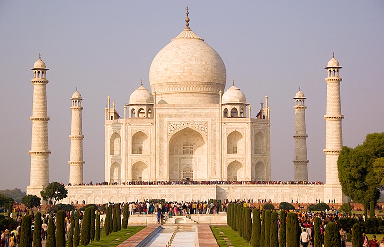 Taj Mahal - ID: 9961481 © Mike Keppell